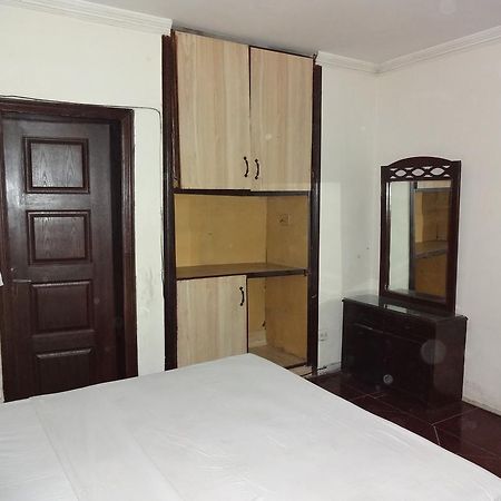 Safari Hotel Upper Mall Lahore Ngoại thất bức ảnh