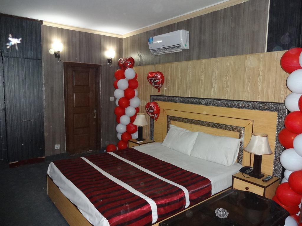 Safari Hotel Upper Mall Lahore Phòng bức ảnh